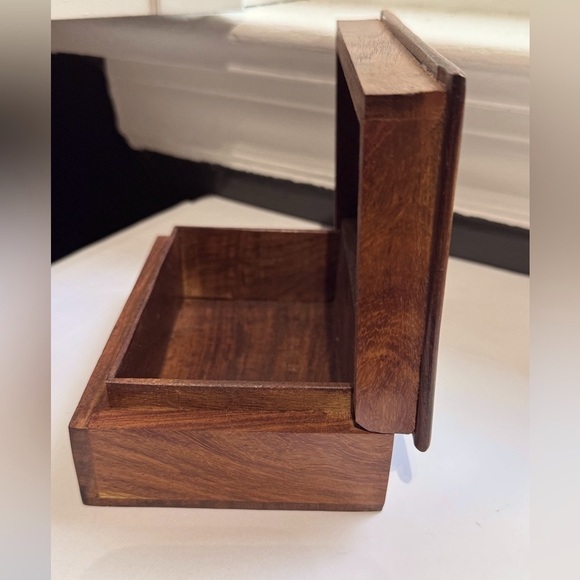 ✨Vintage Archana Crafts Hand Craved with Brass Inlay Jewellery or Trinket Box ✨ - Picture 2 of 16